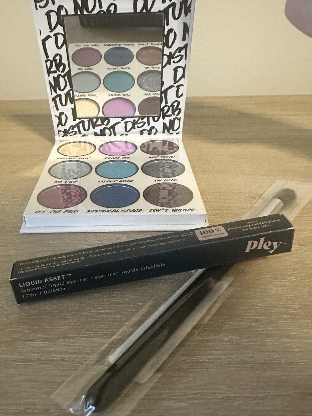 BH Cosmetics Do Not Disturb Palette + Morphe Brush + Pley Liquid Eyeliner